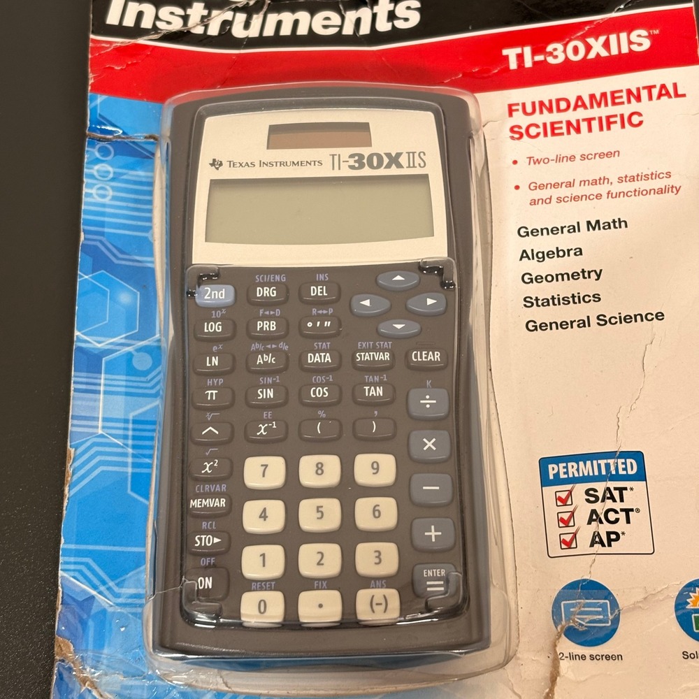 Texas Instruments TI-30XIIS Scientific Calculator Gray New NIB Solar Battery